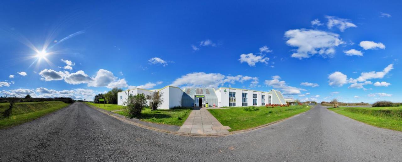 Albergue Yha Manorbier Tenby Exterior foto